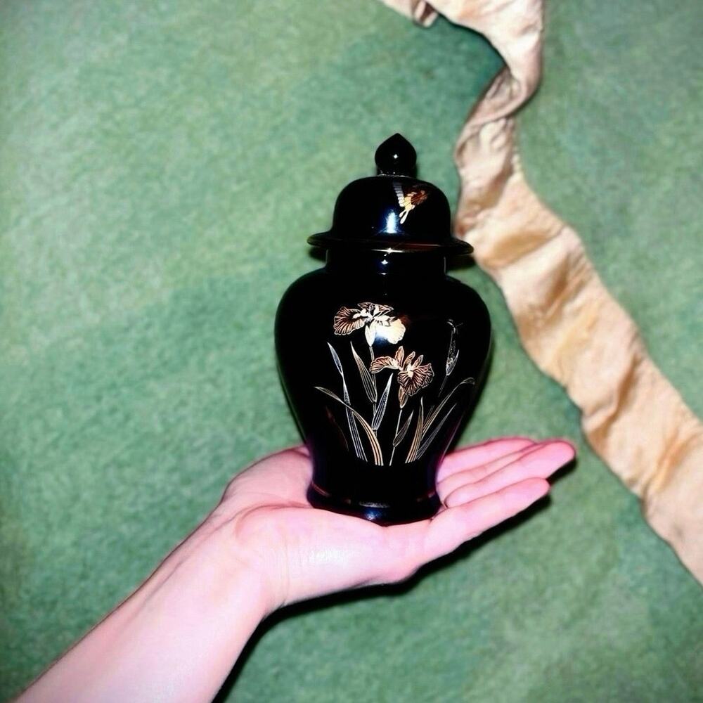 Vtg 2pc Japanese Black + Gold Otagiri Ginger Jar